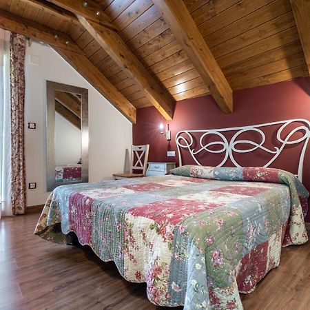 Casa Bergua Guest House Víu Екстериор снимка
