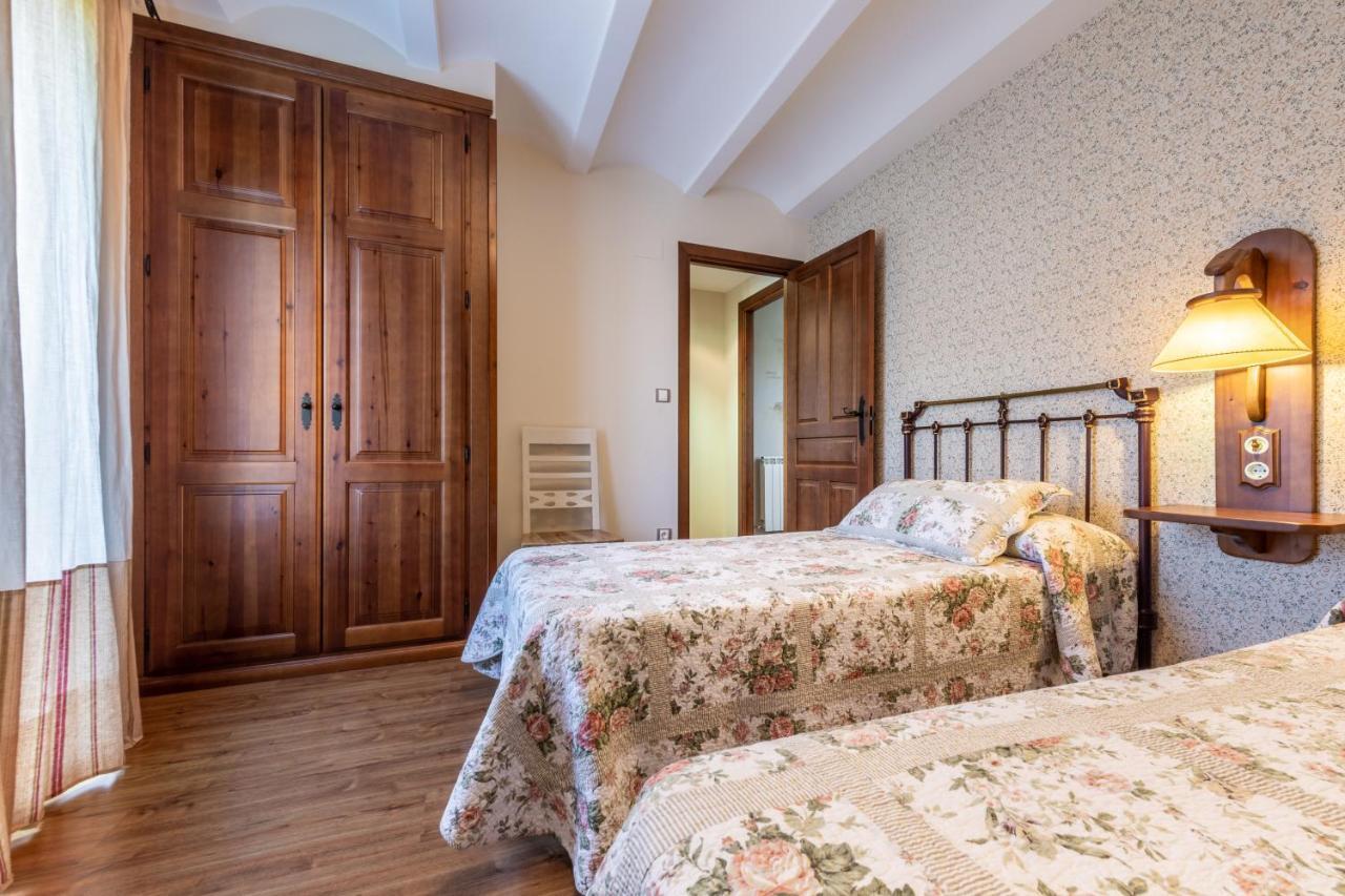 Casa Bergua Guest House Víu Екстериор снимка